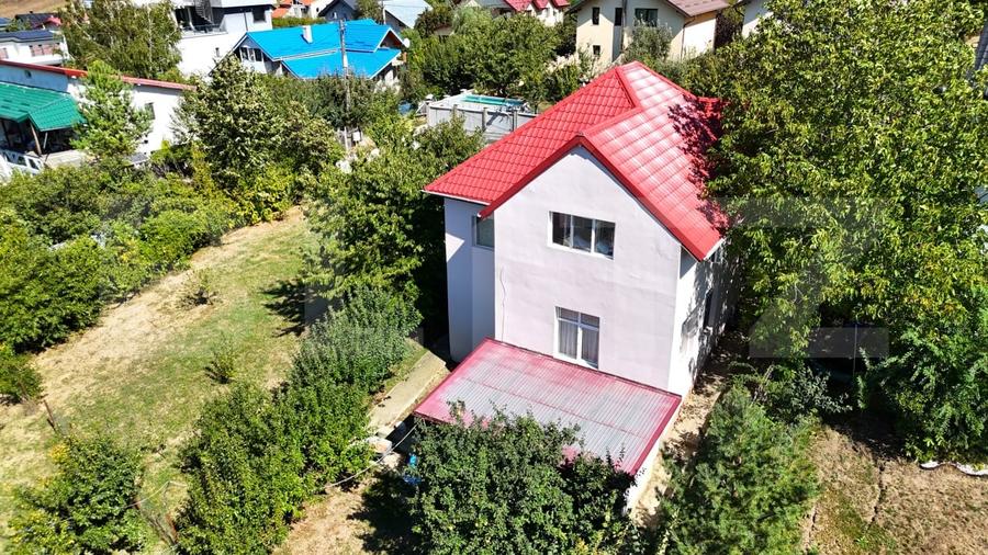 Casă individuală cu 4 camere cu Piscina în Breazu