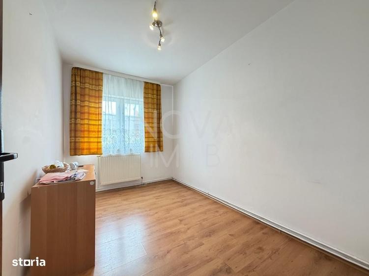 Apartament cu 3 camere decomandat în Central