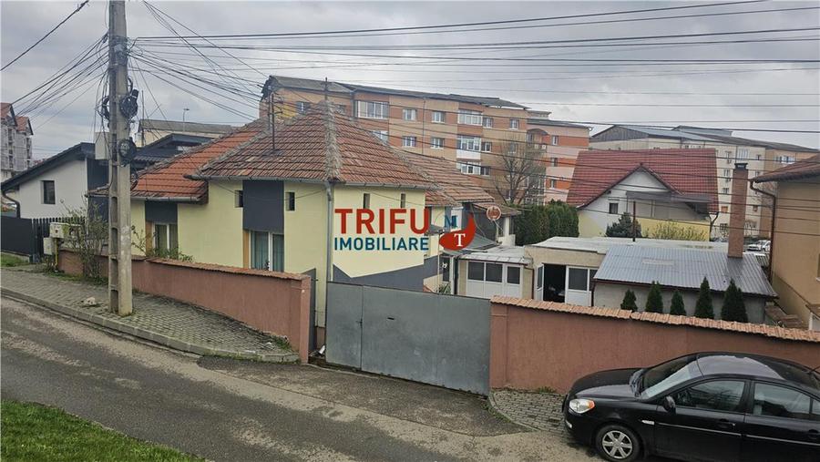 Casă individuală cu 7 camere cu Canalizare în Tolstoi