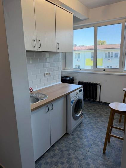 Apartament cu 2 camere decomandat, mobilat în Rahova