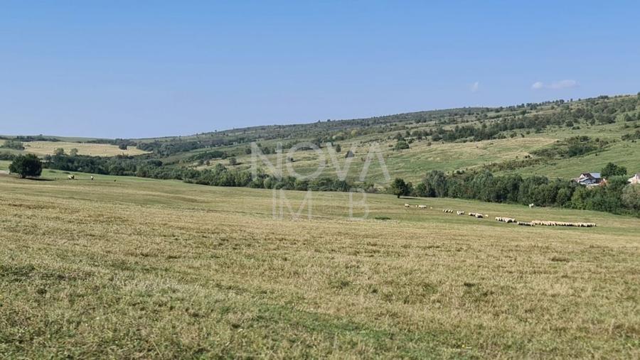 Casă individuală cu 3 camere cu Canalizare în Marpod