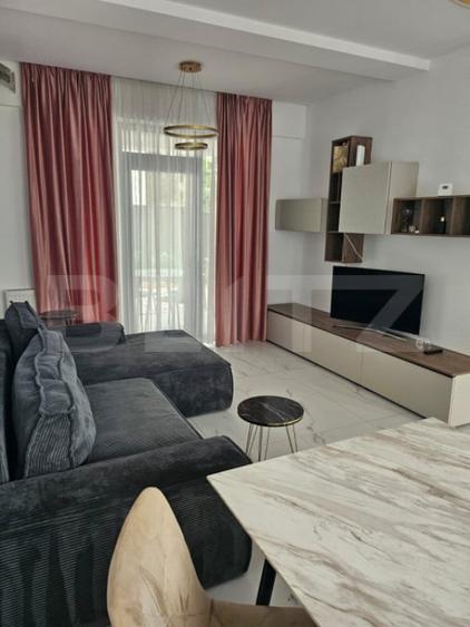 Casă cu 4 camere cu Teren 345 Mp în Valea Adâncă