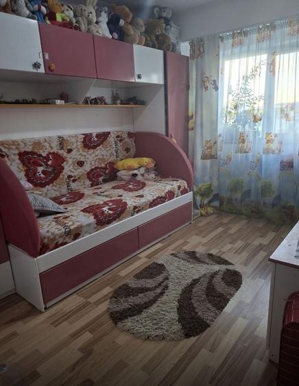 Apartament cu 3 camere decomandat în Ultracentral
