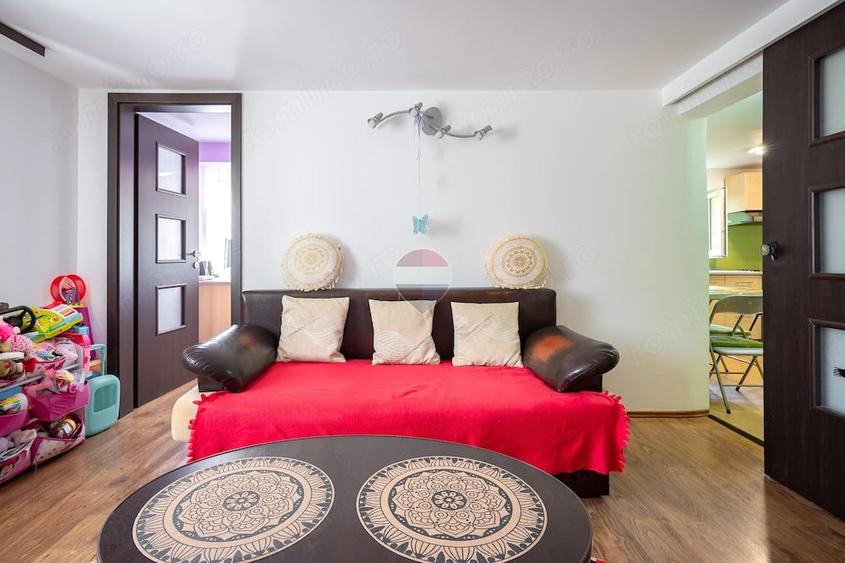 Apartament cu 3 camere decomandat în Turcheș