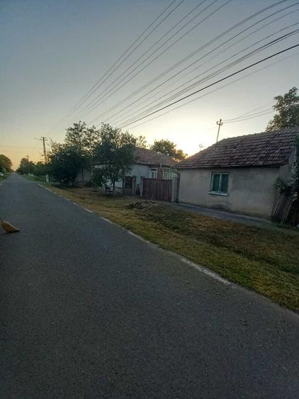Casă cu 2 camere în Iratoșu