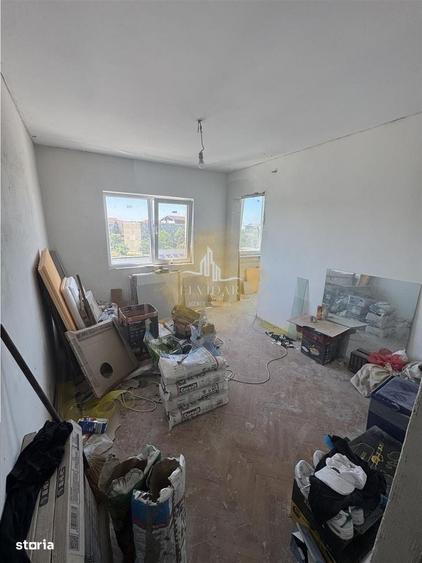 Apartament cu 3 camere decomandat în Bucovina