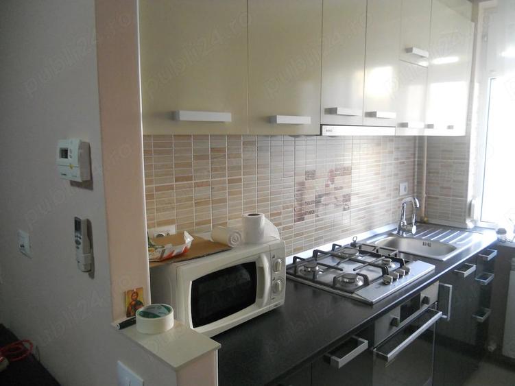 Apartament cu 2 camere decomandat în Precista