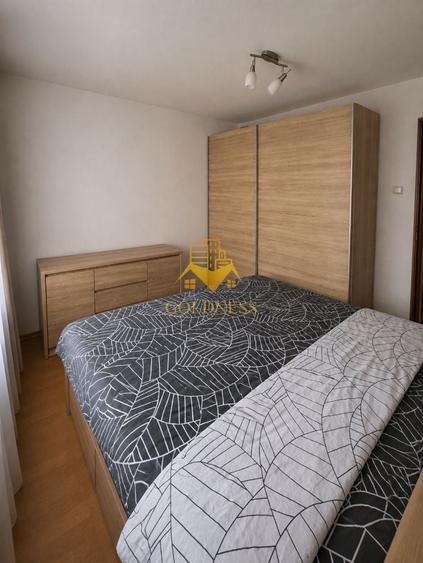 Apartament cu 2 camere decomandat, mobilat în Plopilor
