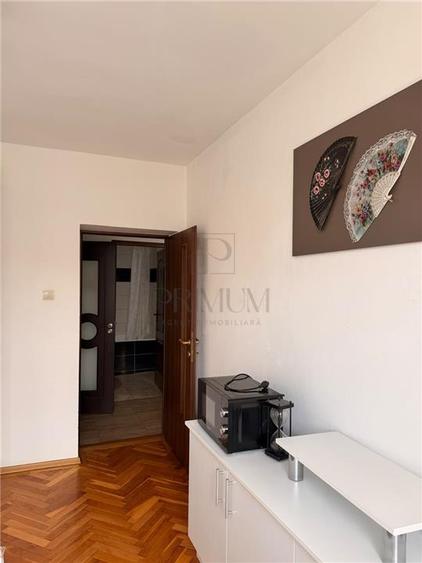 Apartament cu 2 camere decomandat, mobilat în Ronaț