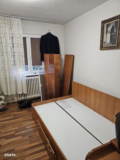 Apartament cu 3 camere în Militari