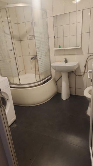 Apartament cu 2 camere decomandat în Berceni