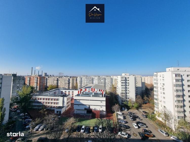 Apartament cu 3 camere decomandat în Sud