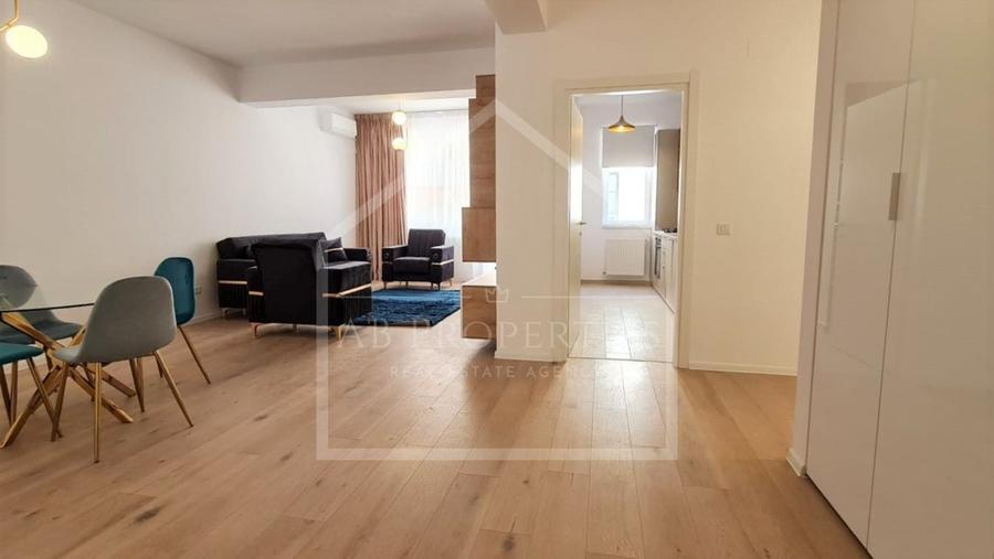 Apartament cu 2 camere decomandat, mobilat în Băneasa