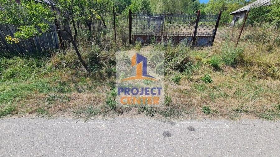 Casă cu 3 camere cu Teren 4525 Mp în Băbana