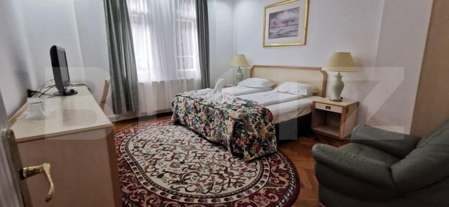Casă cu 5 camere cu Teren 760 Mp în Central