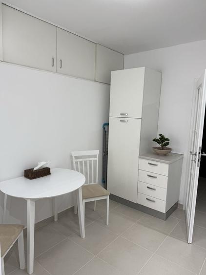 Vanzare apartament 2 camere - 2