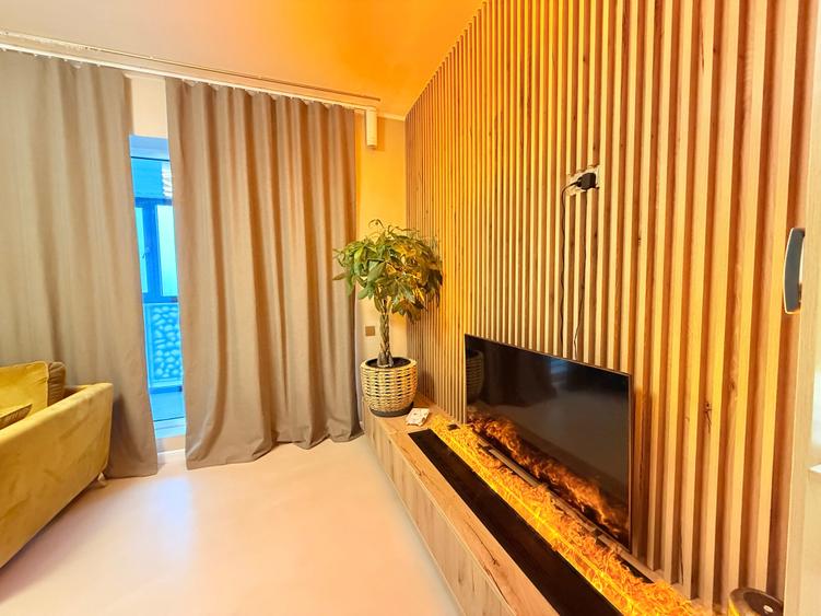 Apartament cu 2 camere decomandat, mobilat în Titan