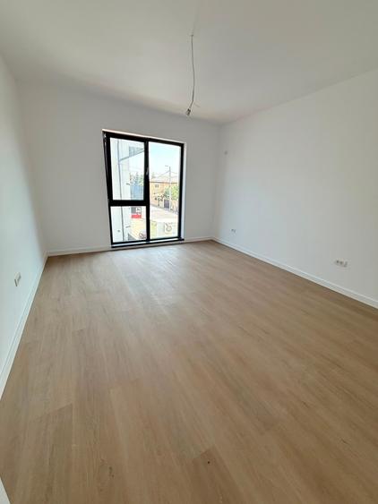 Casă individuală cu 4 camere cu Teren 220 Mp în Prelungirea Ghencea