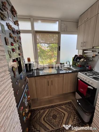 Apartament cu 2 camere decomandat în Militari