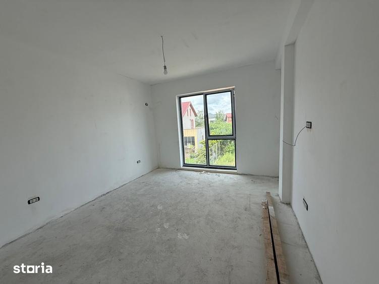 Casă cu 4 camere cu Teren 250 Mp în Ghencea