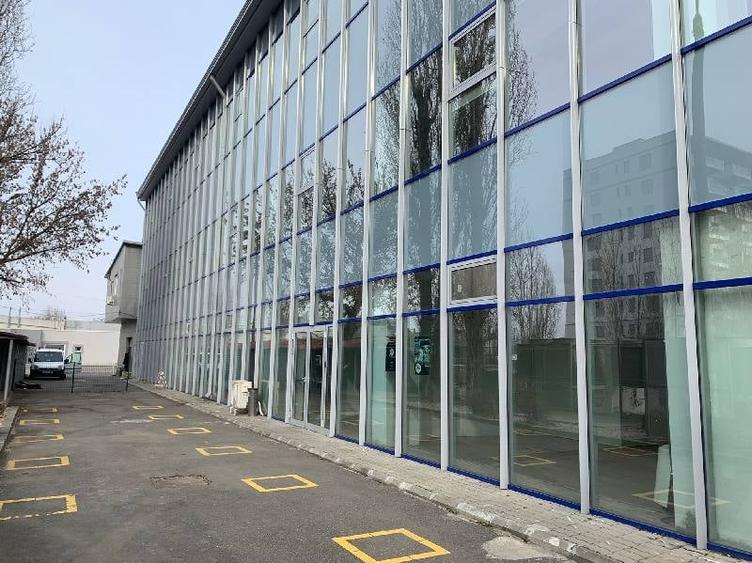Birou, de 536 mp, în P-ta Presei Libere