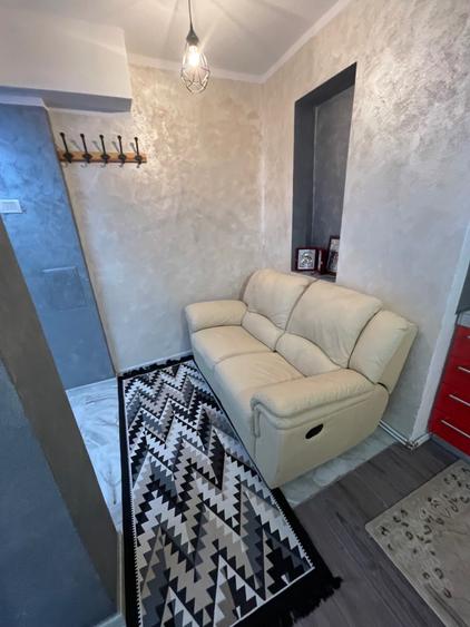 Apartament de vanzare in Ostra, judetul Suceava 31.500 negociabil - 2