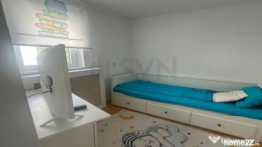 Apartament cu 3 camere semidecomandat în Cișmigiu