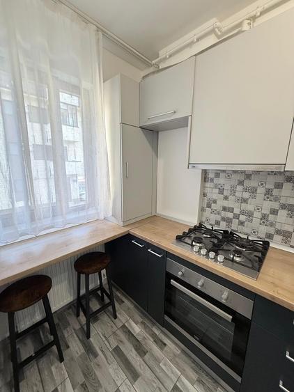 Apartament cu 3 camere decomandat în Militari