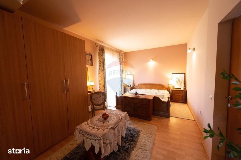 Casă cu 4 camere în Odăile