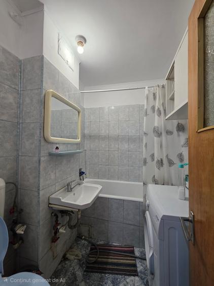 Garsonieră semidecomandată în Titan