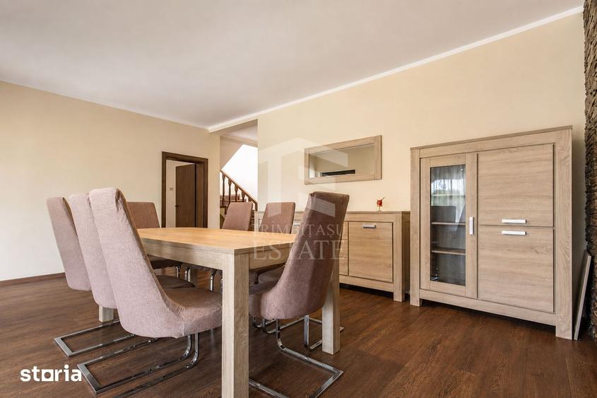 Casă cu 5 camere cu Teren 2390 Mp în Săcălaz