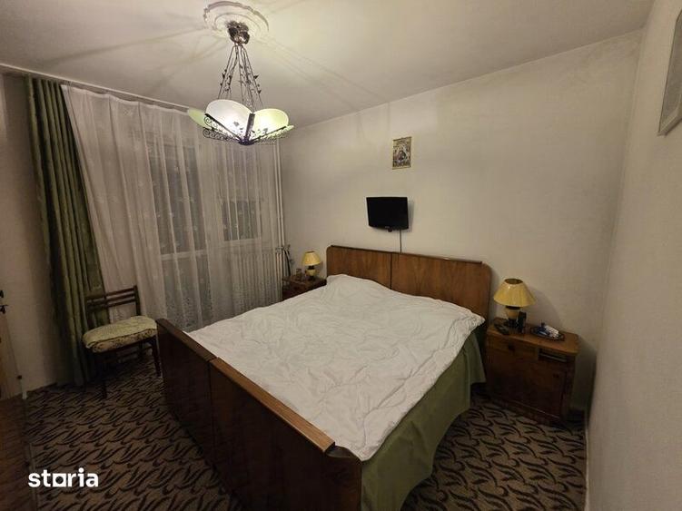 Apartament cu 4 camere decomandat în Titan