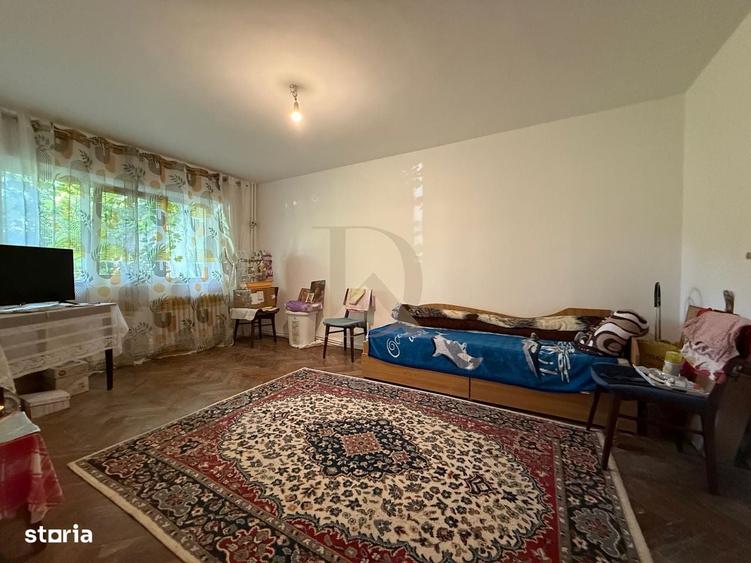 Apartament cu 3 camere decomandat în Hala Centrală
