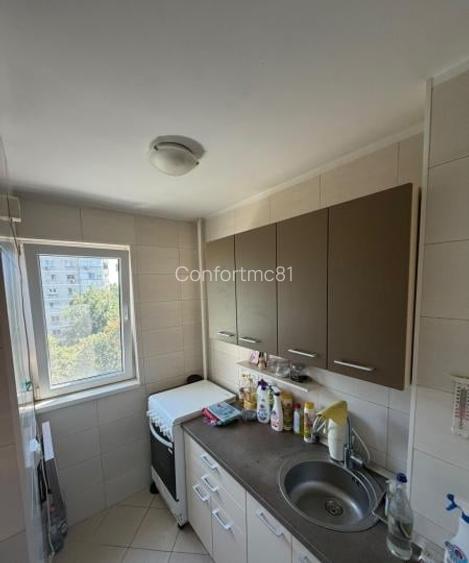 Drumul Taberei - Metrou Favorit , 30 mp., 6/9, renovata