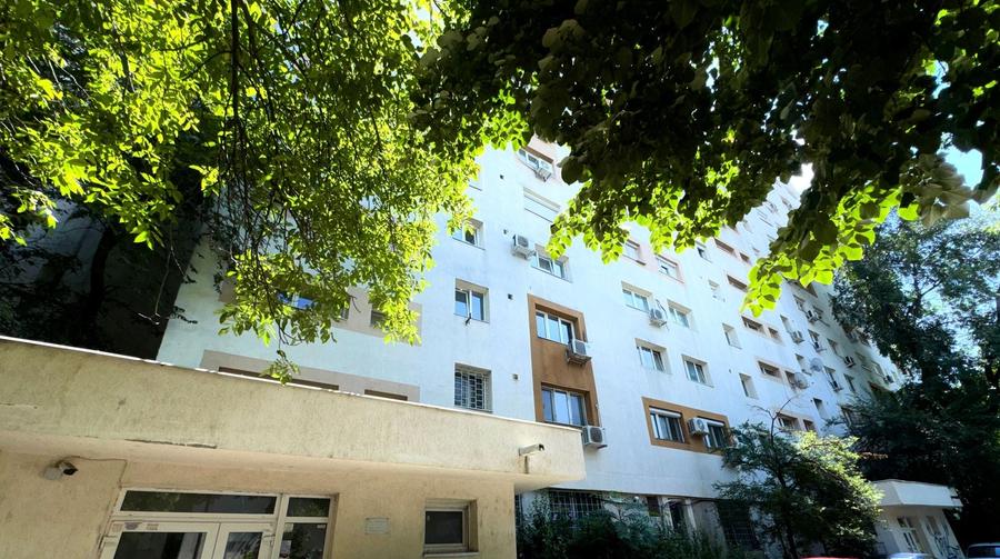 Apartament cu 2 camere decomandat în Dorobanți