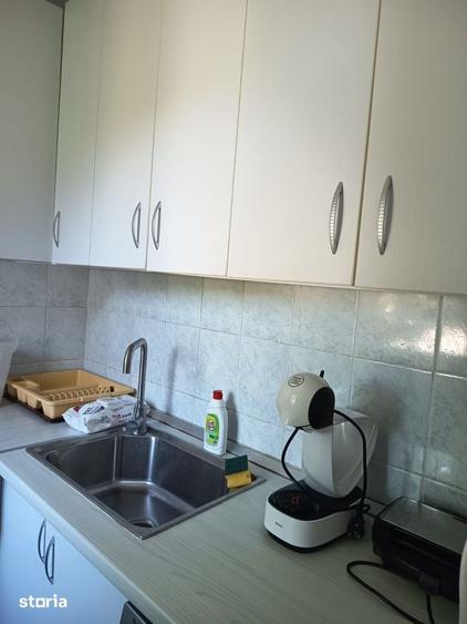 Apartament cu 2 camere în Podu Roș