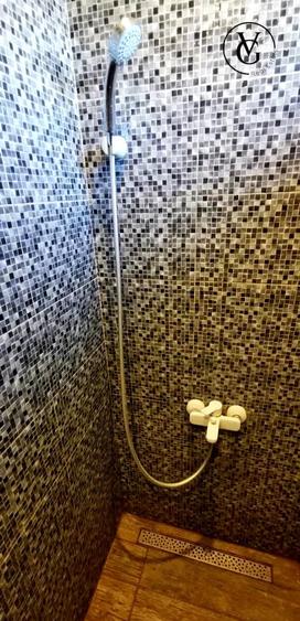 Apartament cu 3 camere semidecomandat, mobilat în Tomis I