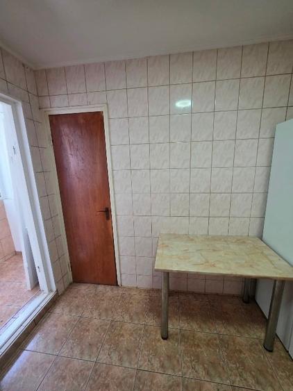 Apartament cu 2 camere decomandat, mobilat în Pantelimon