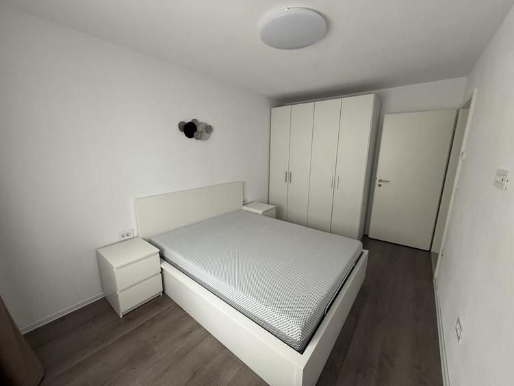 Apartament cu 2 camere decomandat în Exterior Vest