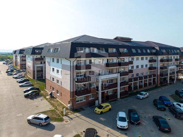 Apartament cu 2 camere decomandat, mobilat în Sânpetru