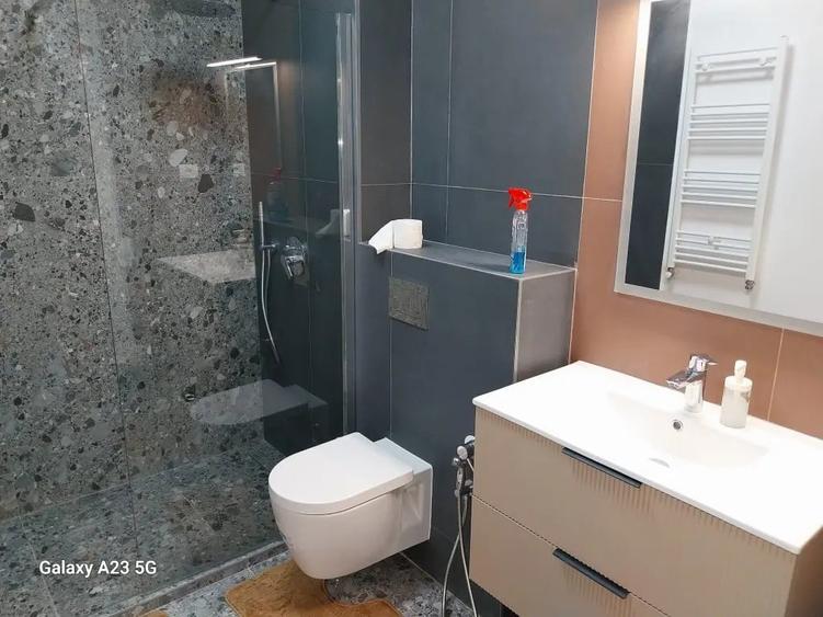 Apartament cu 2 camere decomandat în Dacia