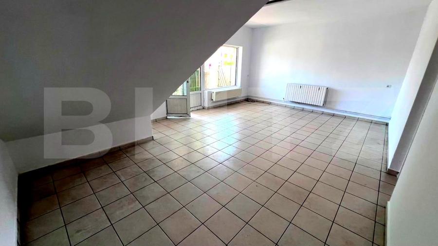 Spațiu comercial, de 72 mp, în Central