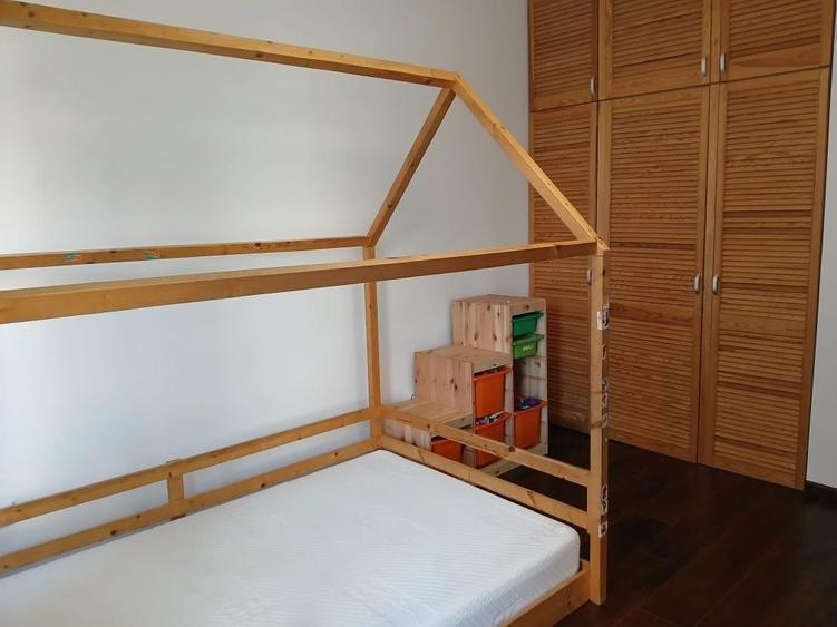 Apartament cu 3 camere decomandat în Metalurgiei