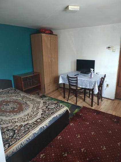 Garsonieră decomandată în Exterior Vest