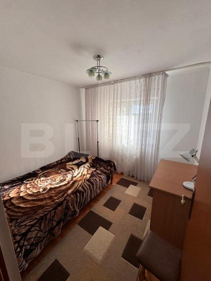 Apartament cu 3 camere decomandat, mobilat în Dorohoi — fotografia 3