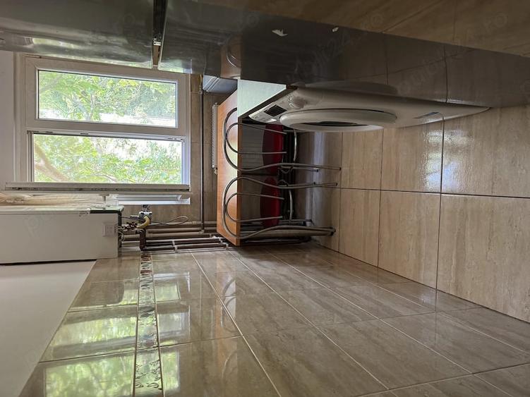 Apartament cu 2 camere semidecomandat în Dacia