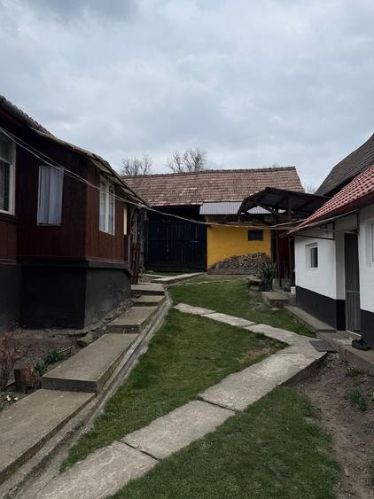 Casă cu 3 camere în Vețca