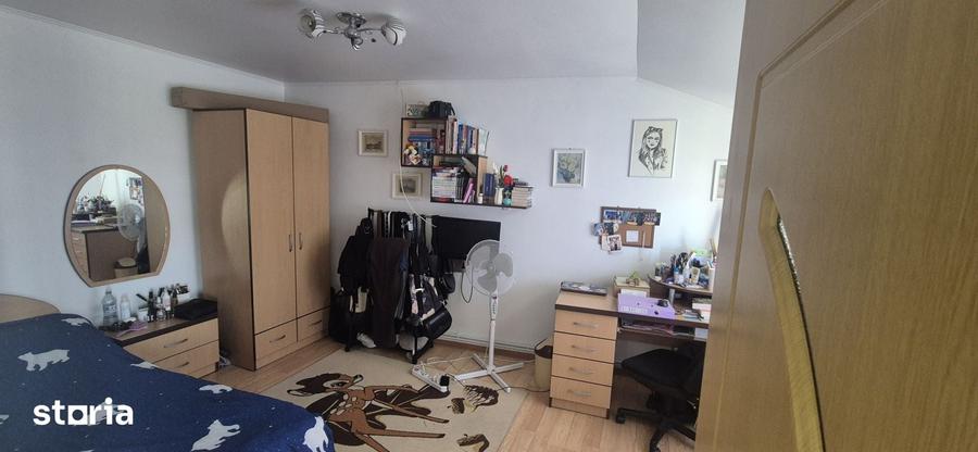 Casă cu 4 camere cu Teren 200 Mp în Valu lui Traian