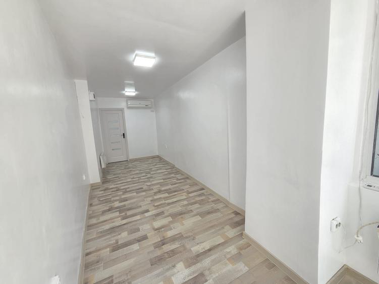 Birou, de 25 mp, în Central