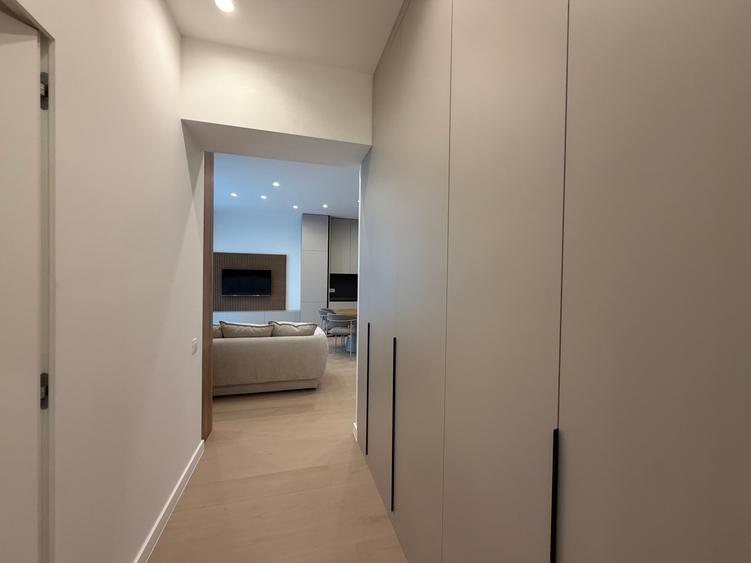 Apartament cu 2 camere decomandat în Aviației